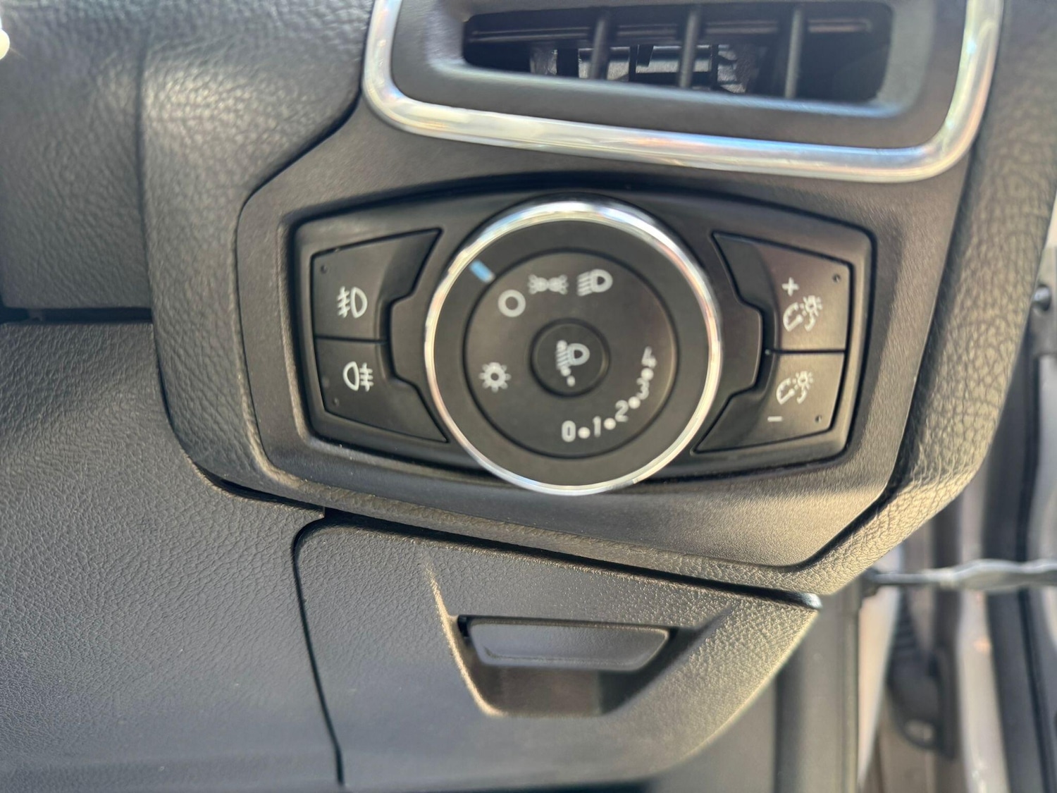 Used Ford Focus 2014 for sale - 78034234: Photo 19