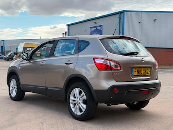 Used Nissan Qashqai 2010 for sale - 79601494: Photo