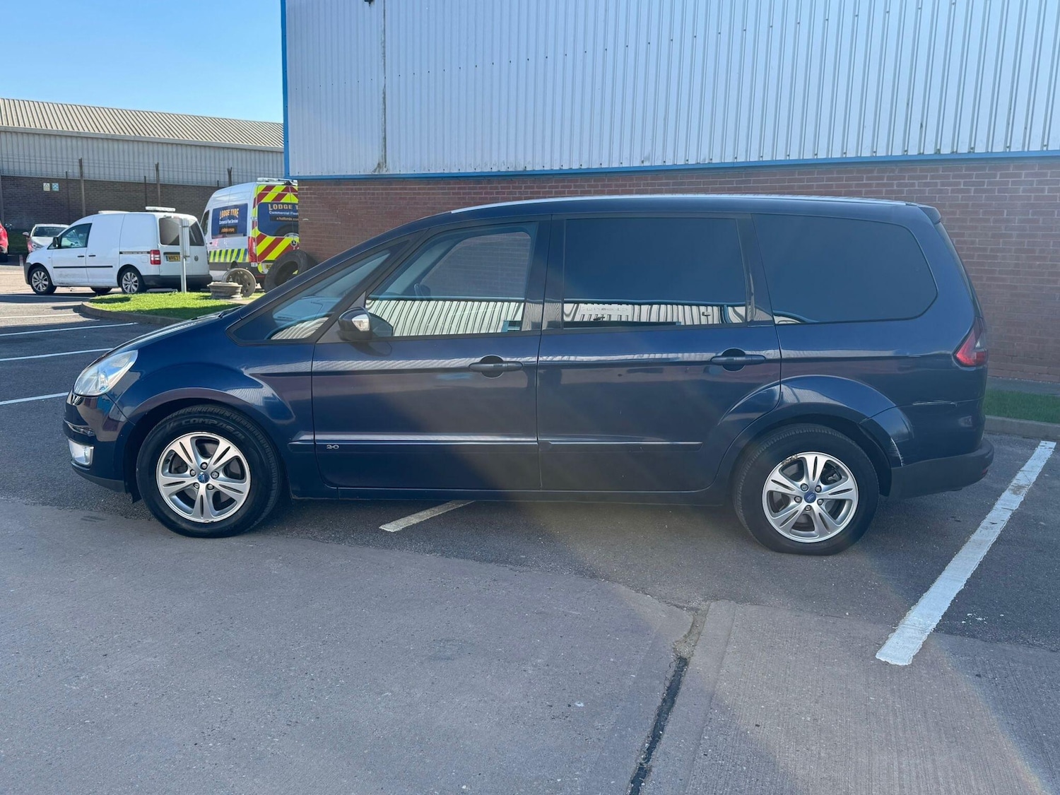 Used Ford Galaxy 2009 for sale - 77939478: Photo 10