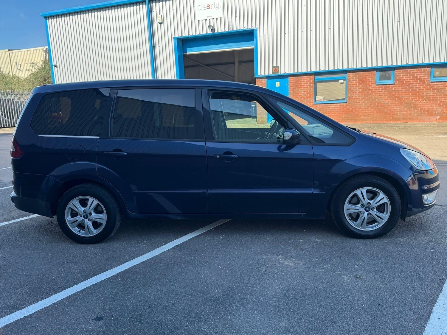 Used Ford Galaxy 2009 for sale - 77939478: Photo 13