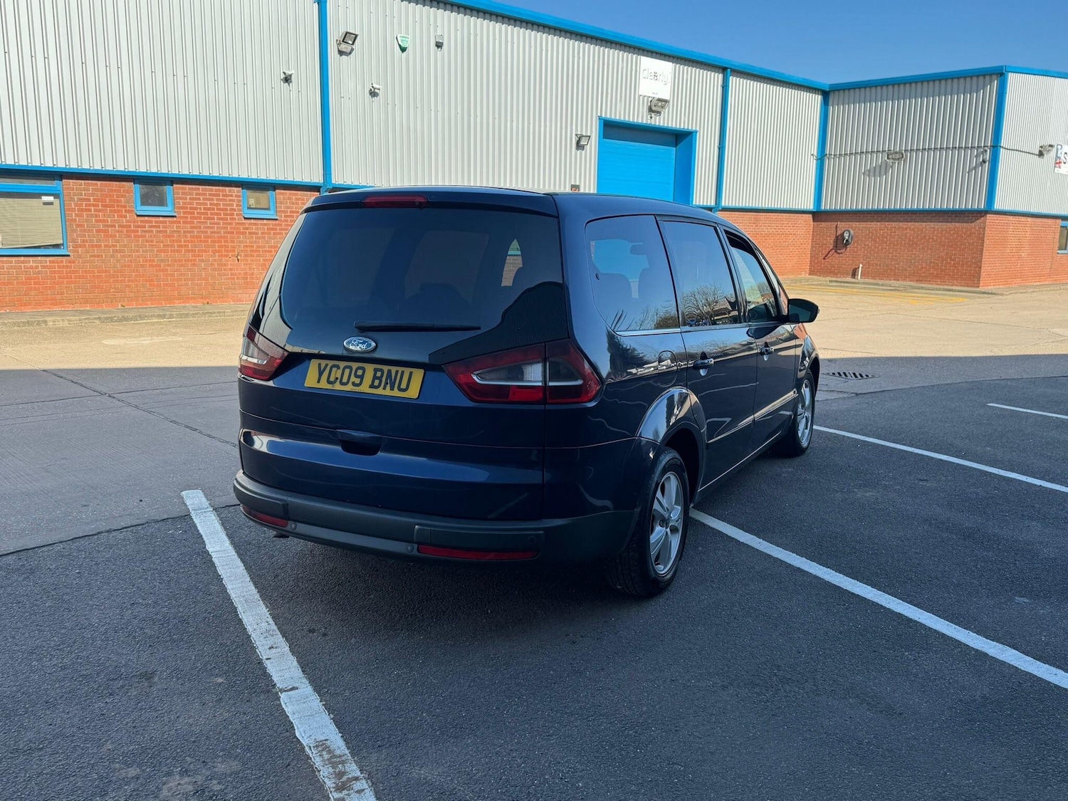 Used Ford Galaxy 2009 for sale - 77939478: Photo 14