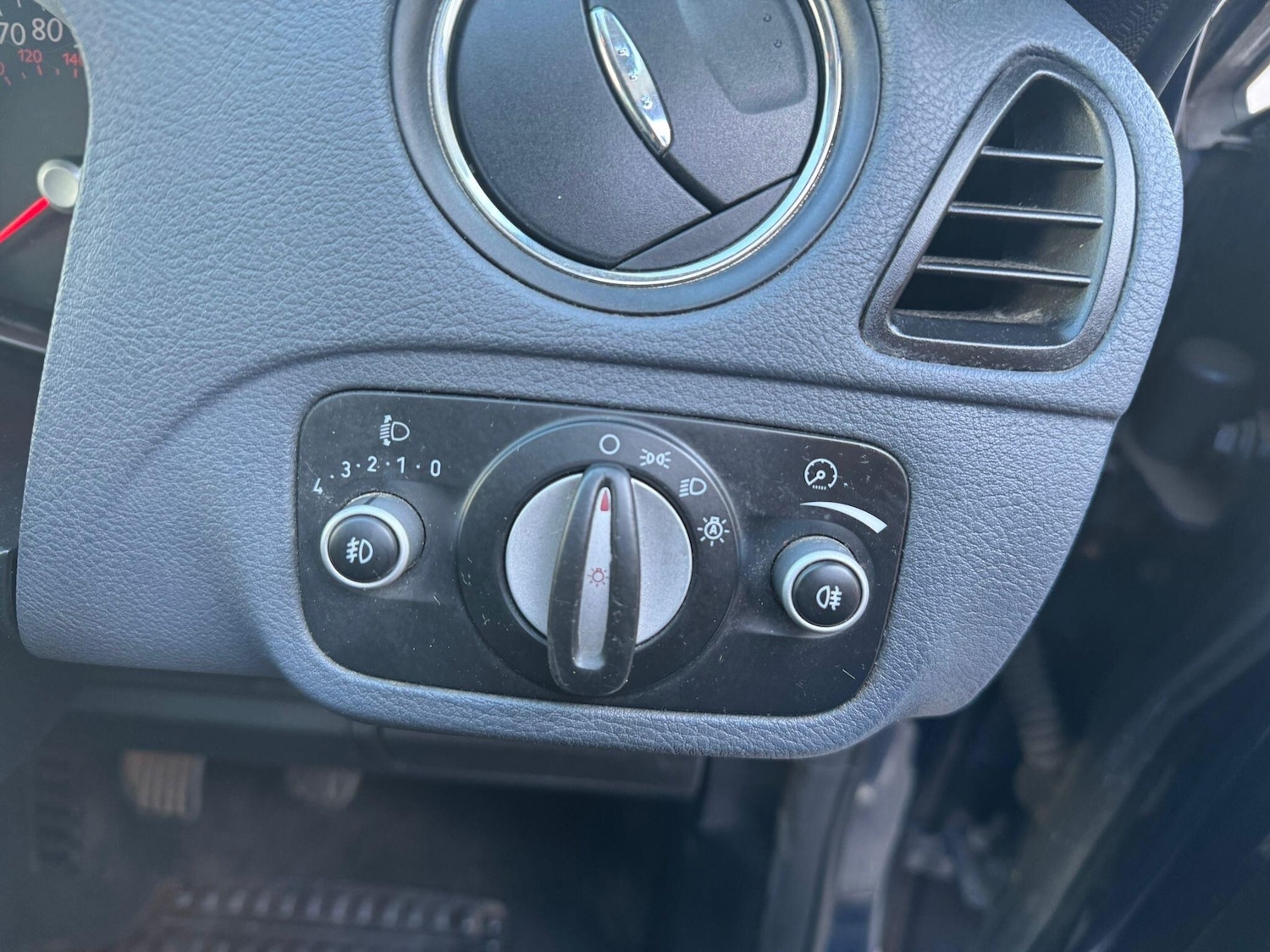 Used Ford Galaxy 2009 for sale - 77939478: Photo 23