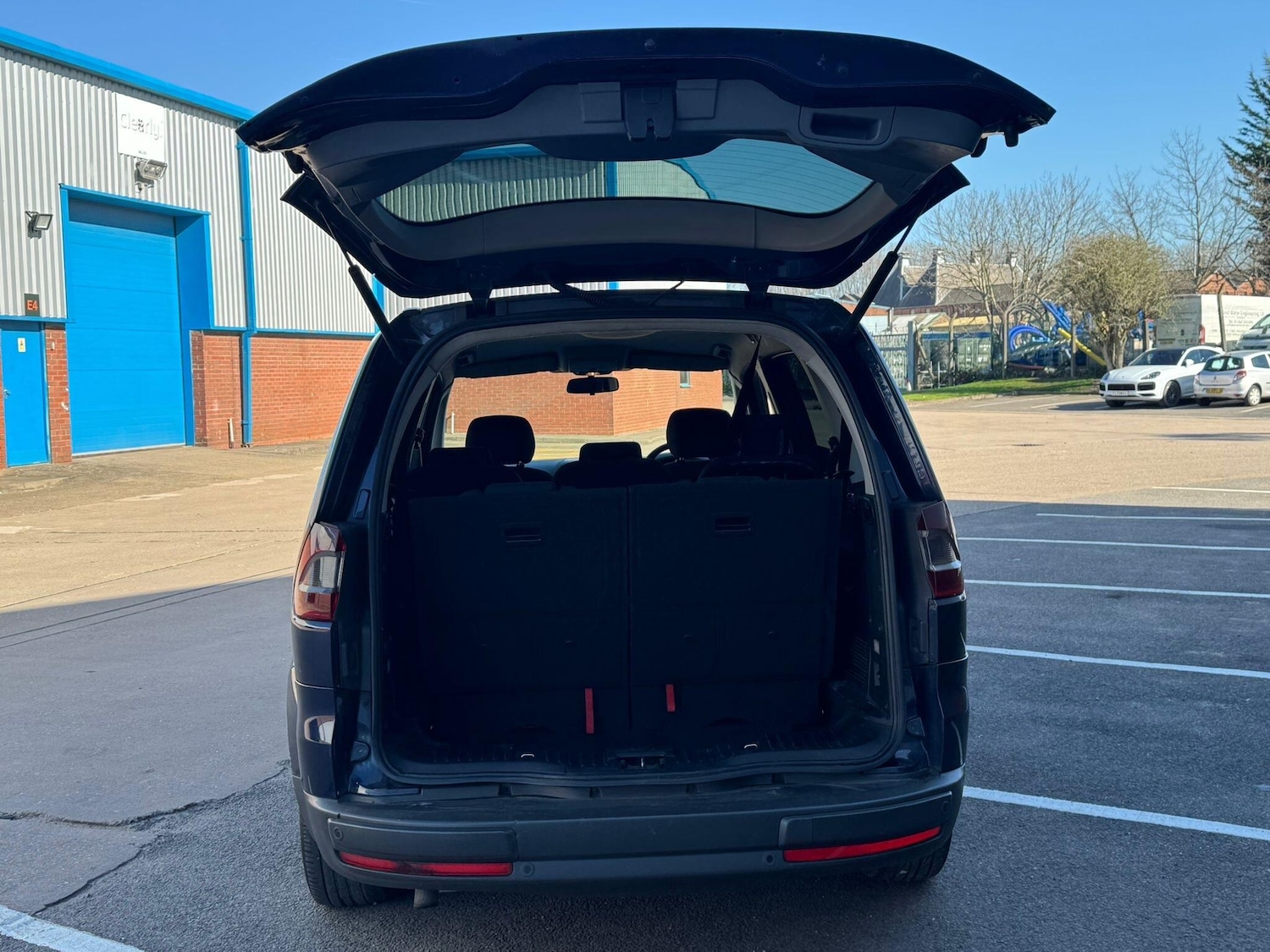 Used Ford Galaxy 2009 for sale - 77939478: Photo 29