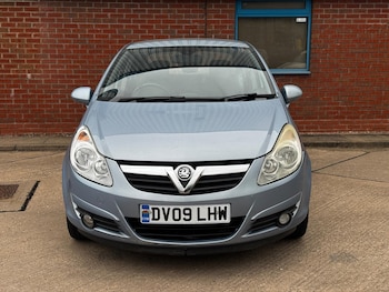 Used Vauxhall Corsa 2009 for sale - 77882509: Photo
