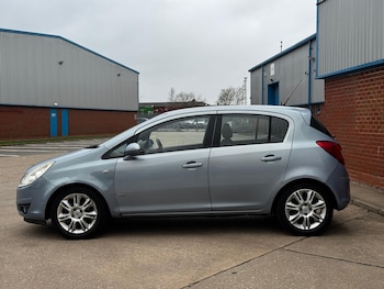 Used Vauxhall Corsa 2009 for sale - 77882509: Photo