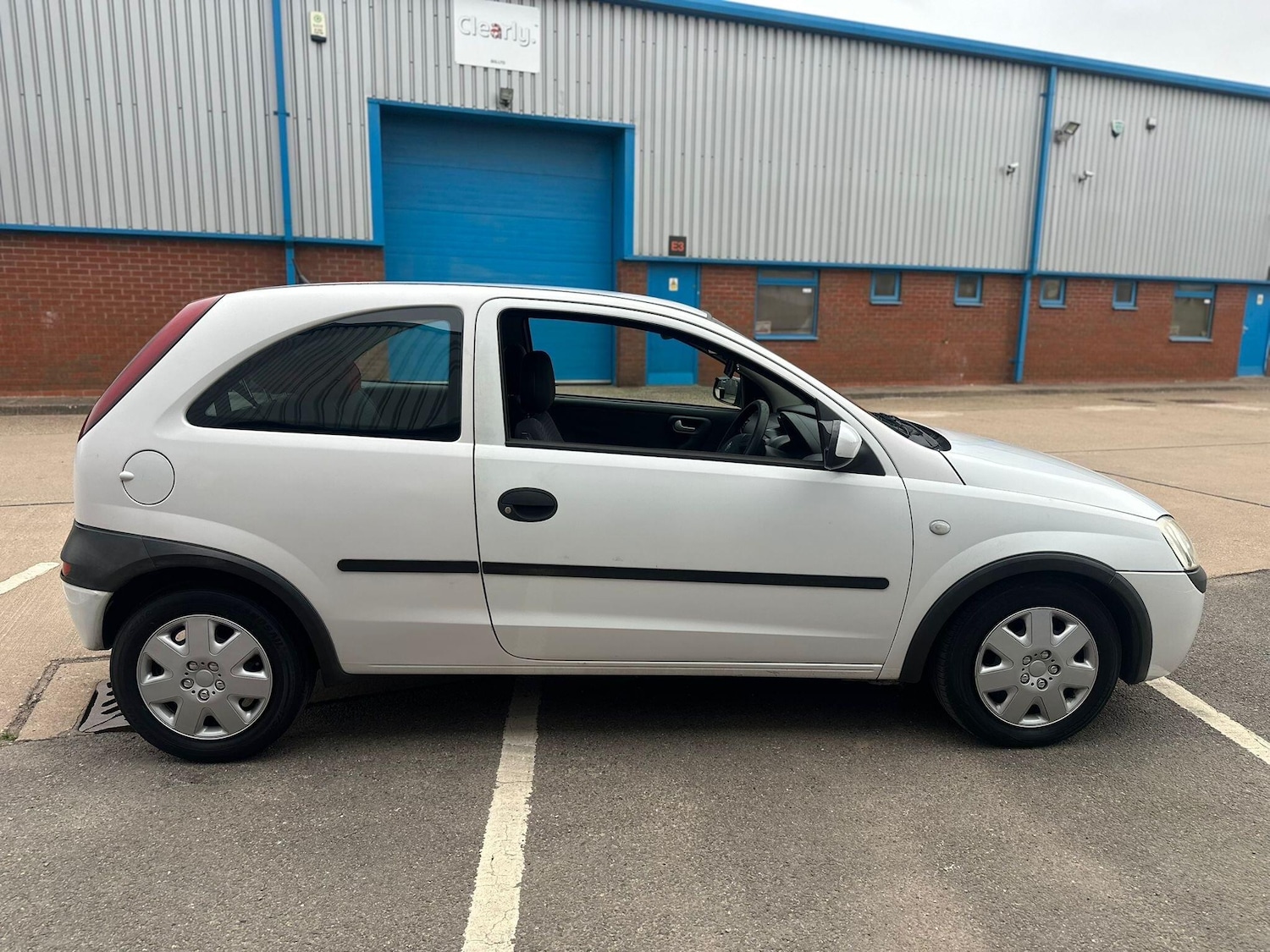 Vehicle 3