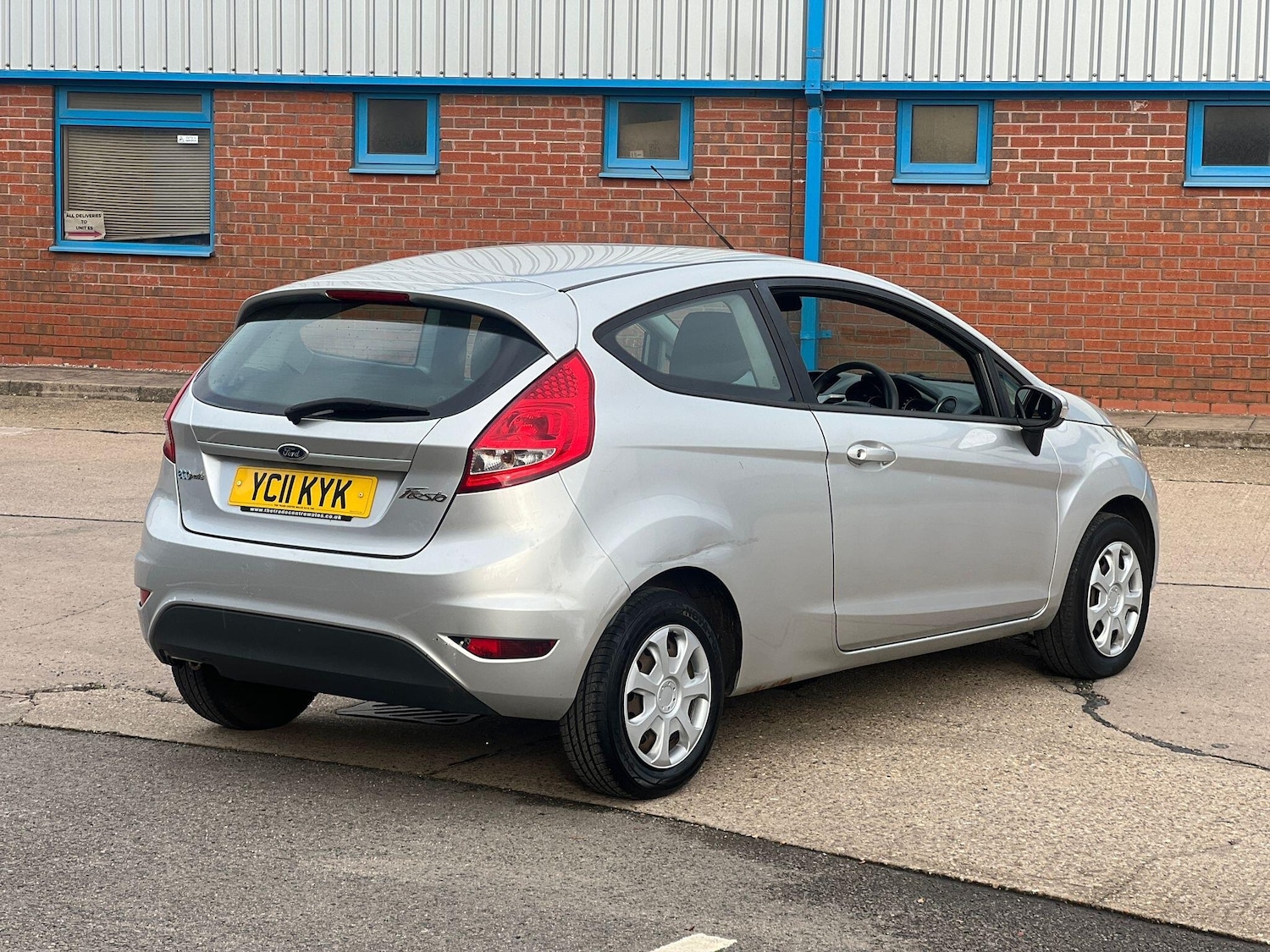 Used Ford Fiesta 2011 for sale - 76499040: Photo 10