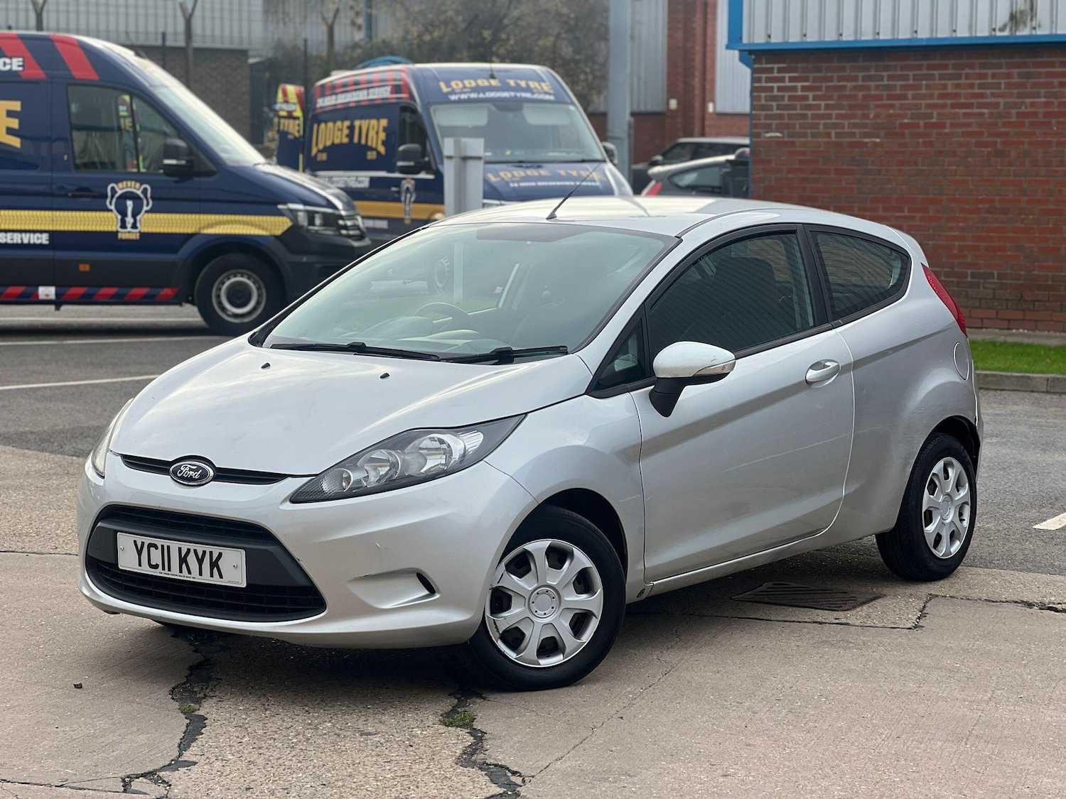 Used Ford Fiesta 2011 for sale - 76499040: Photo 11