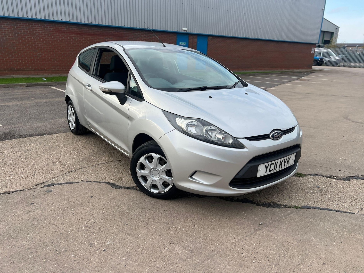 Used Ford Fiesta 2011 for sale - 76499040: Photo 12