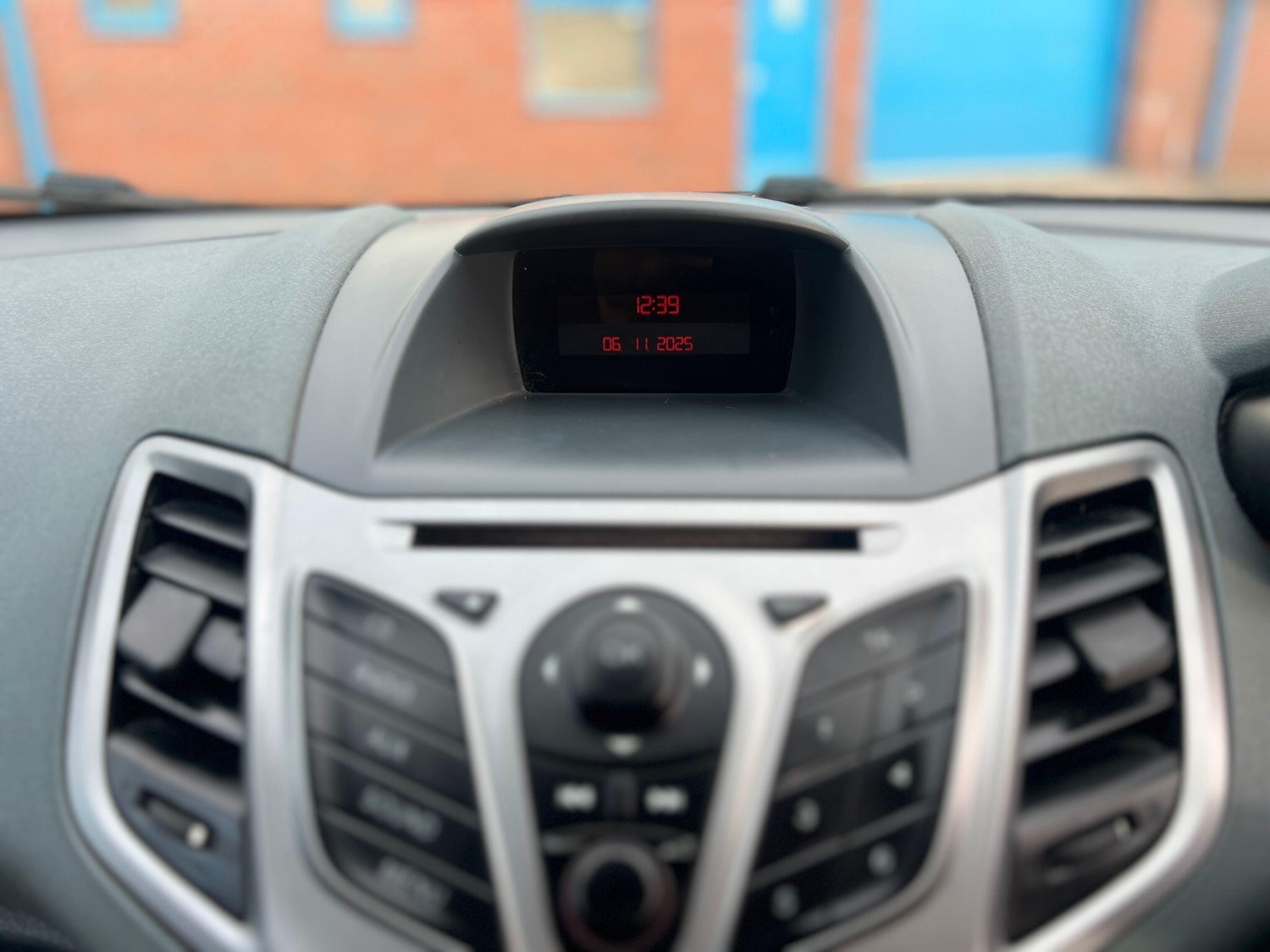 Used Ford Fiesta 2011 for sale - 76499040: Photo 16