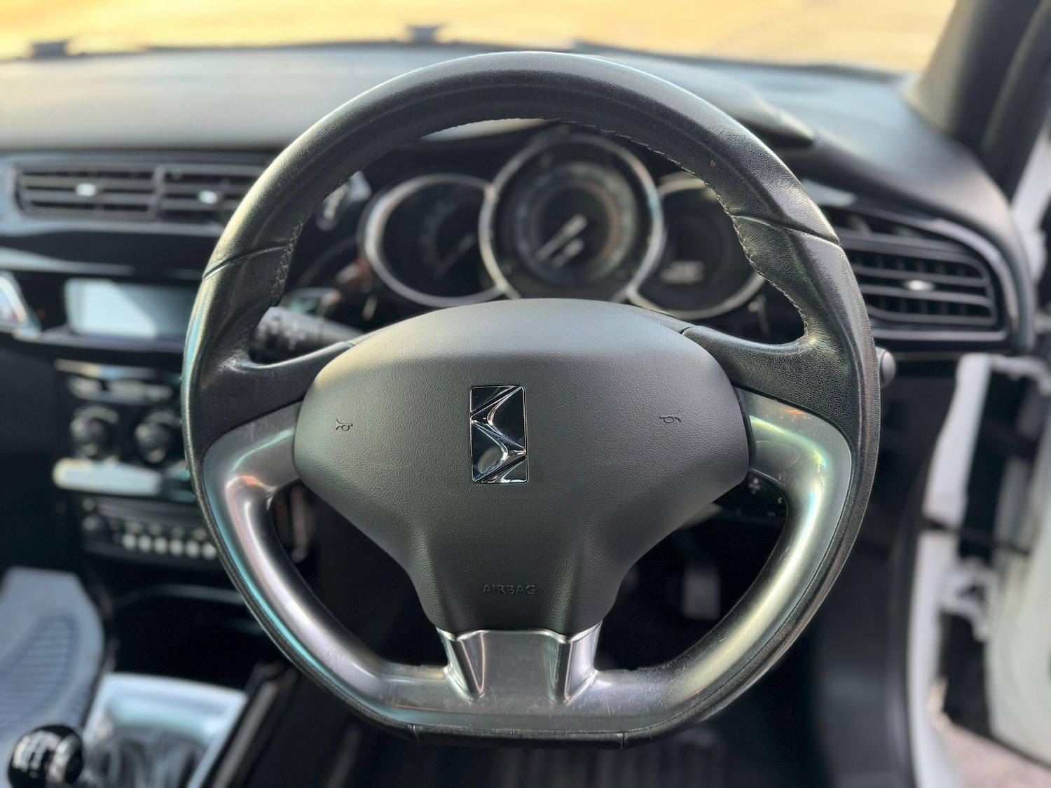 Used Citroen DS3 2014 for sale - 76572291: Photo 13