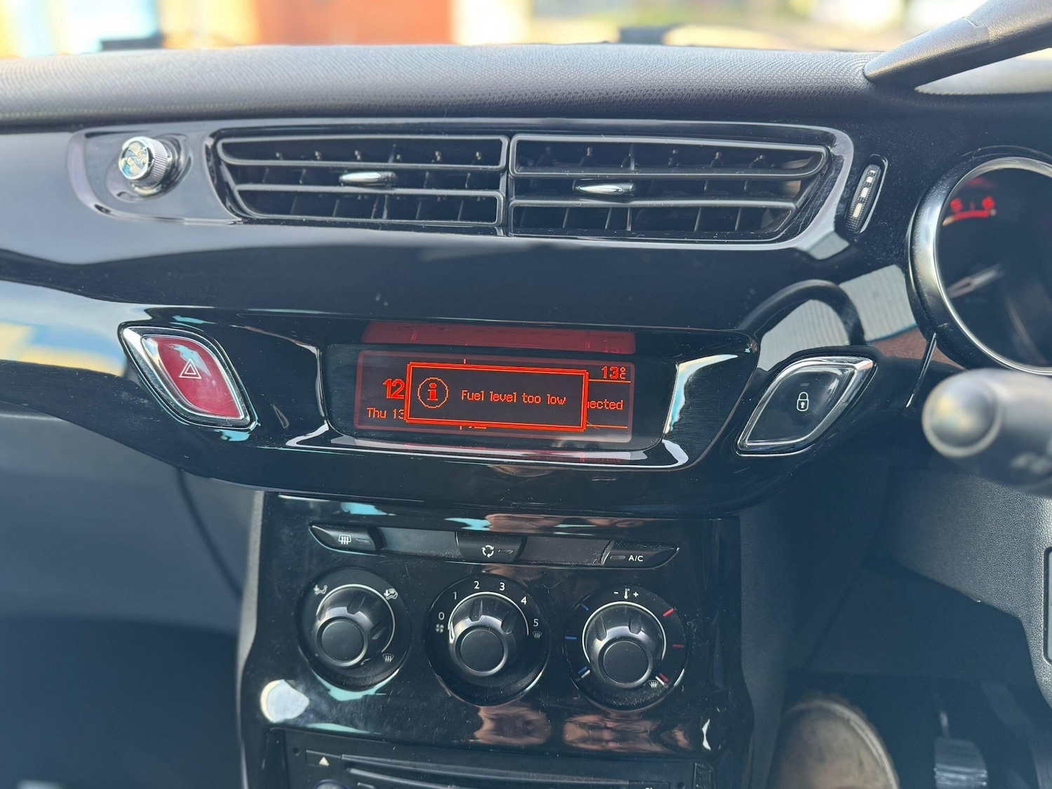 Used Citroen DS3 2014 for sale - 76572291: Photo 21