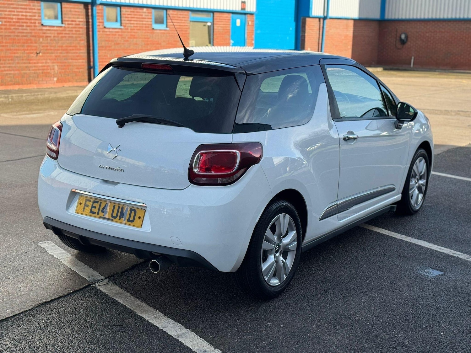Used Citroen DS3 2014 for sale - 76572291: Photo 6