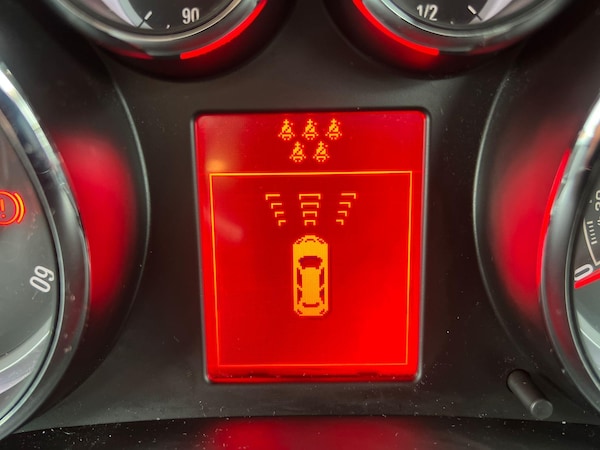 Used Vauxhall Zafira 2014 for sale - 76238928: Photo 21