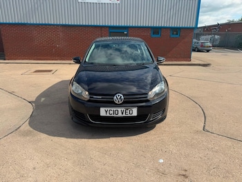 Used Volkswagen Golf 2010 for sale - 79202452: Photo