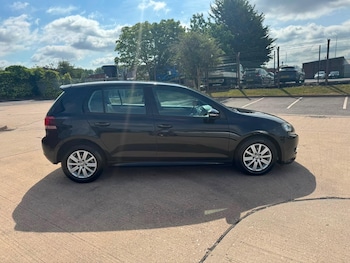Used Volkswagen Golf 2010 for sale - 79202452: Photo