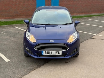 (14) - 1.25 Zetec Euro 5 5dr