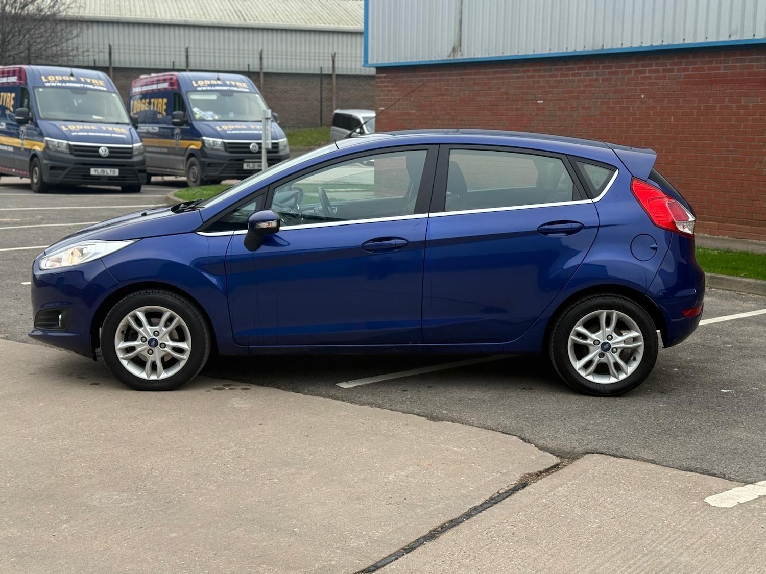 Used Ford Fiesta 2014 for sale - 77066674: Photo 3