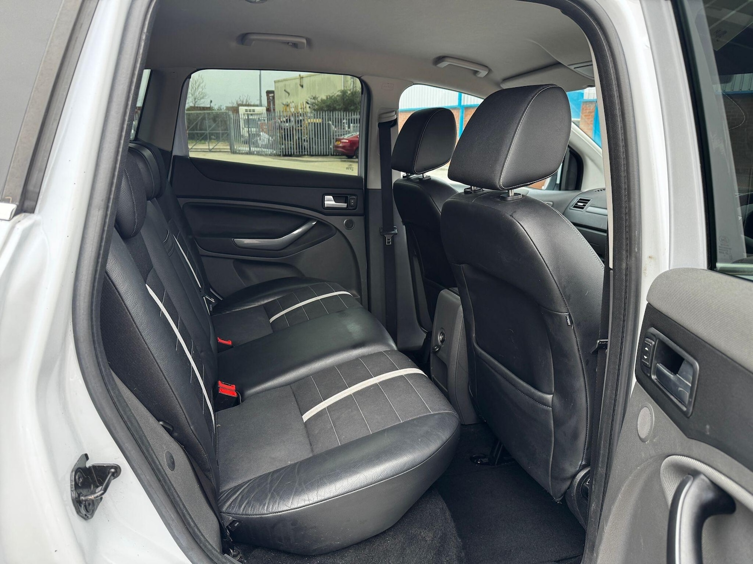 Used Ford Kuga 2010 for sale - 77883534: Photo 14