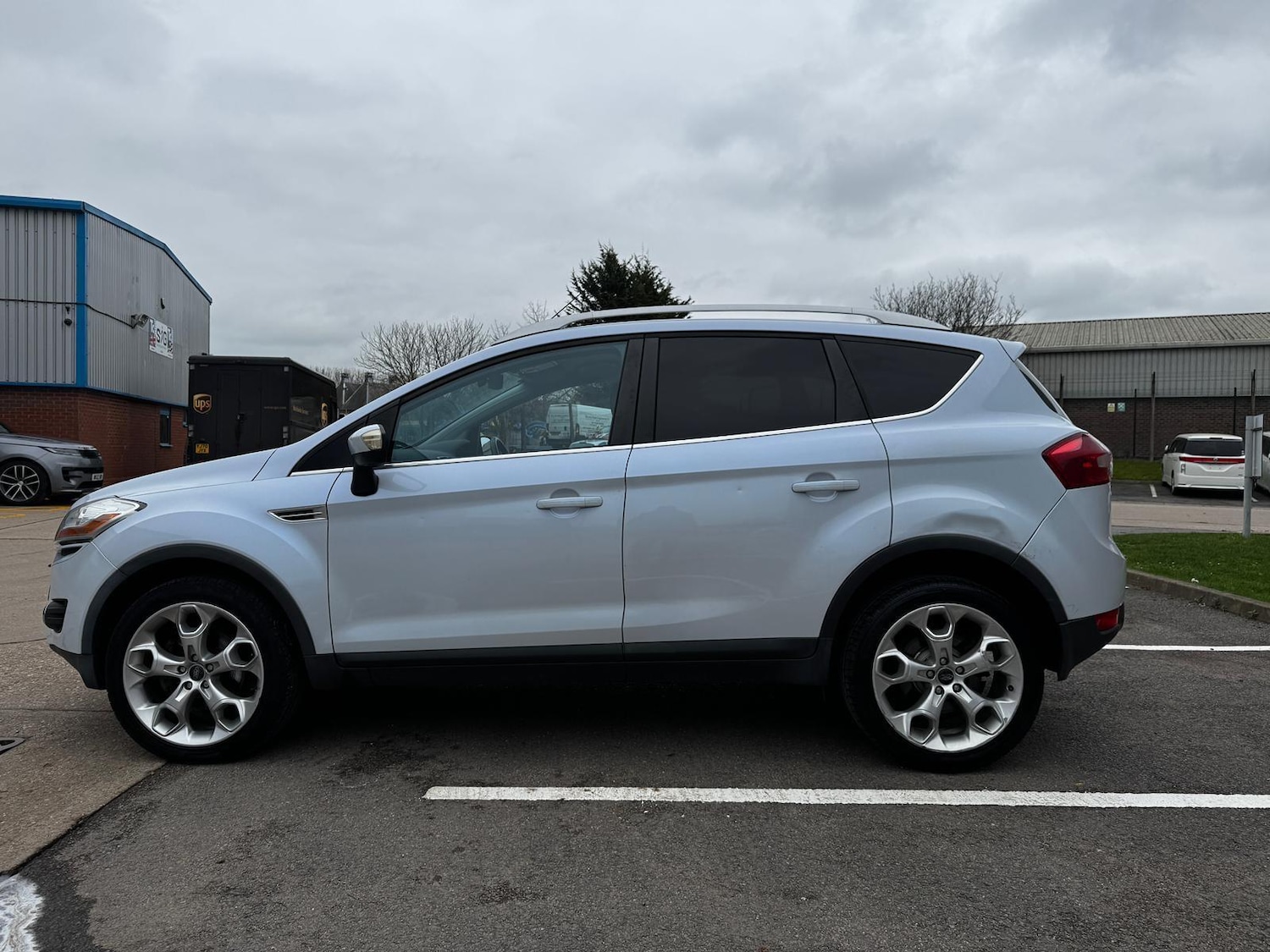 Used Ford Kuga 2010 for sale - 77883534: Photo 3