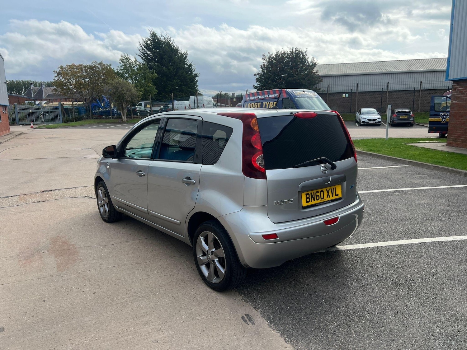 Used Nissan Note 2010 for sale - 76989901: Photo 7
