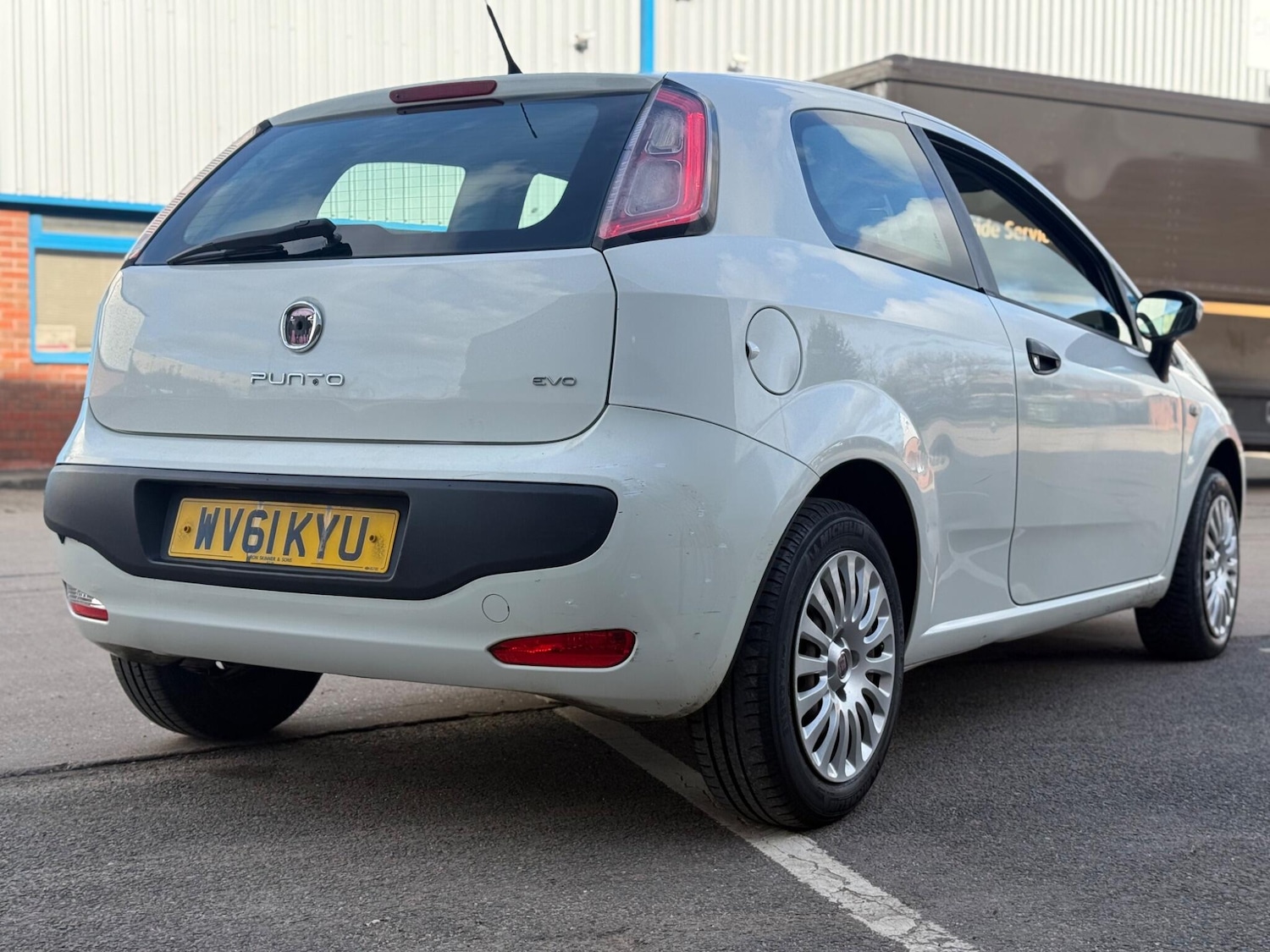 Used Fiat Punto Evo 2011 for sale - 77658210: Photo 14