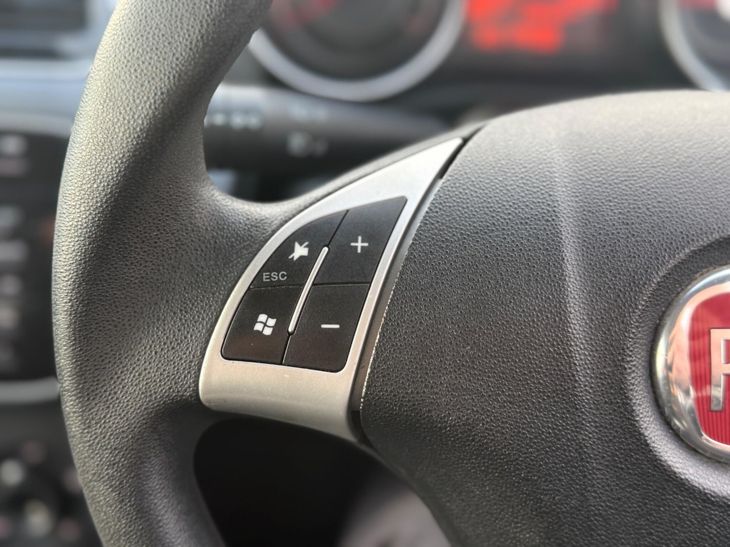 Used Fiat Punto Evo 2011 for sale - 77658210: Photo 26