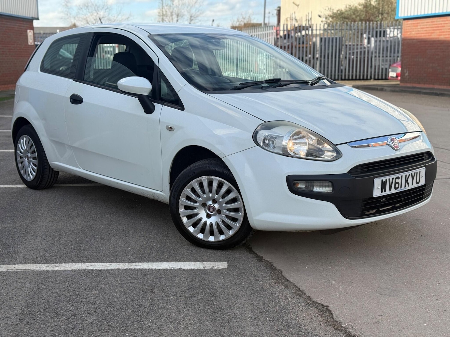 Used Fiat Punto Evo 2011 for sale - 77658210: Photo 5