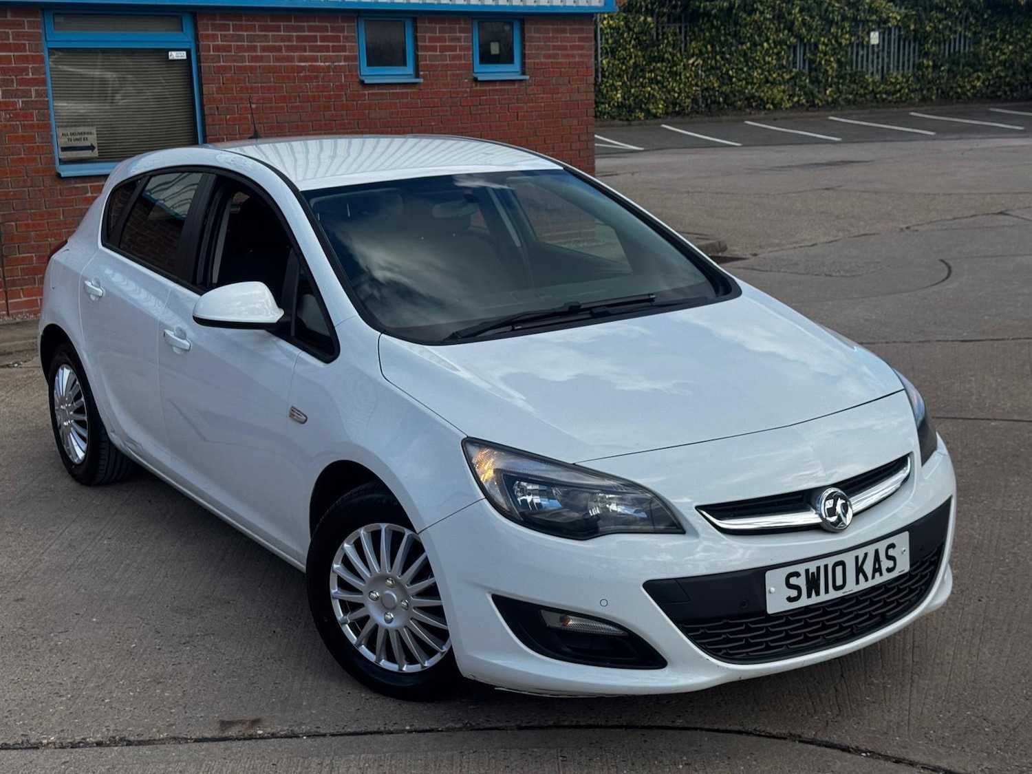 Used Vauxhall Astra 2013 for sale - 77892898: Photo 13