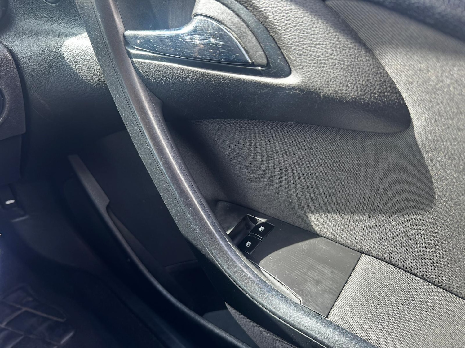 Used Vauxhall Astra 2013 for sale - 77892898: Photo 28