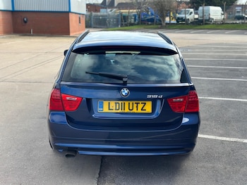 Used BMW 3 Series 2011 for sale - 77754142: Photo