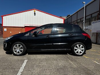 Used Peugeot 308 2013 for sale - 78335110: Photo