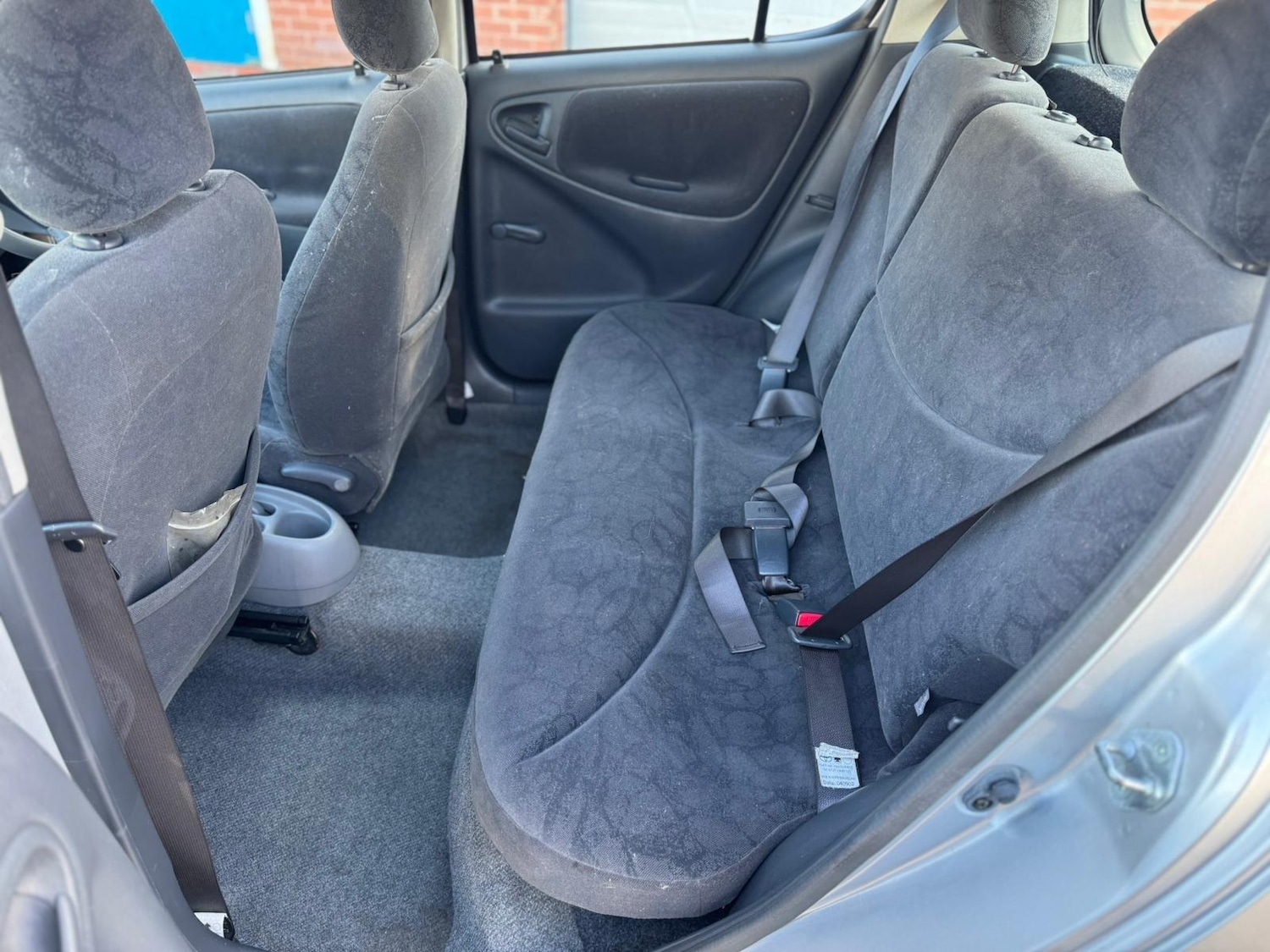 Used Toyota Yaris 2002 for sale - 76899279: Photo 14