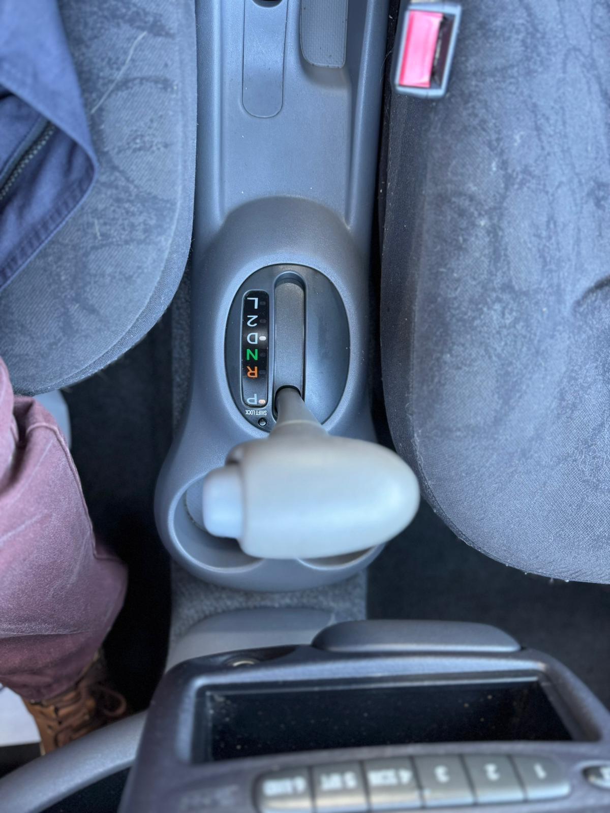 Used Toyota Yaris 2002 for sale - 76899279: Photo 23