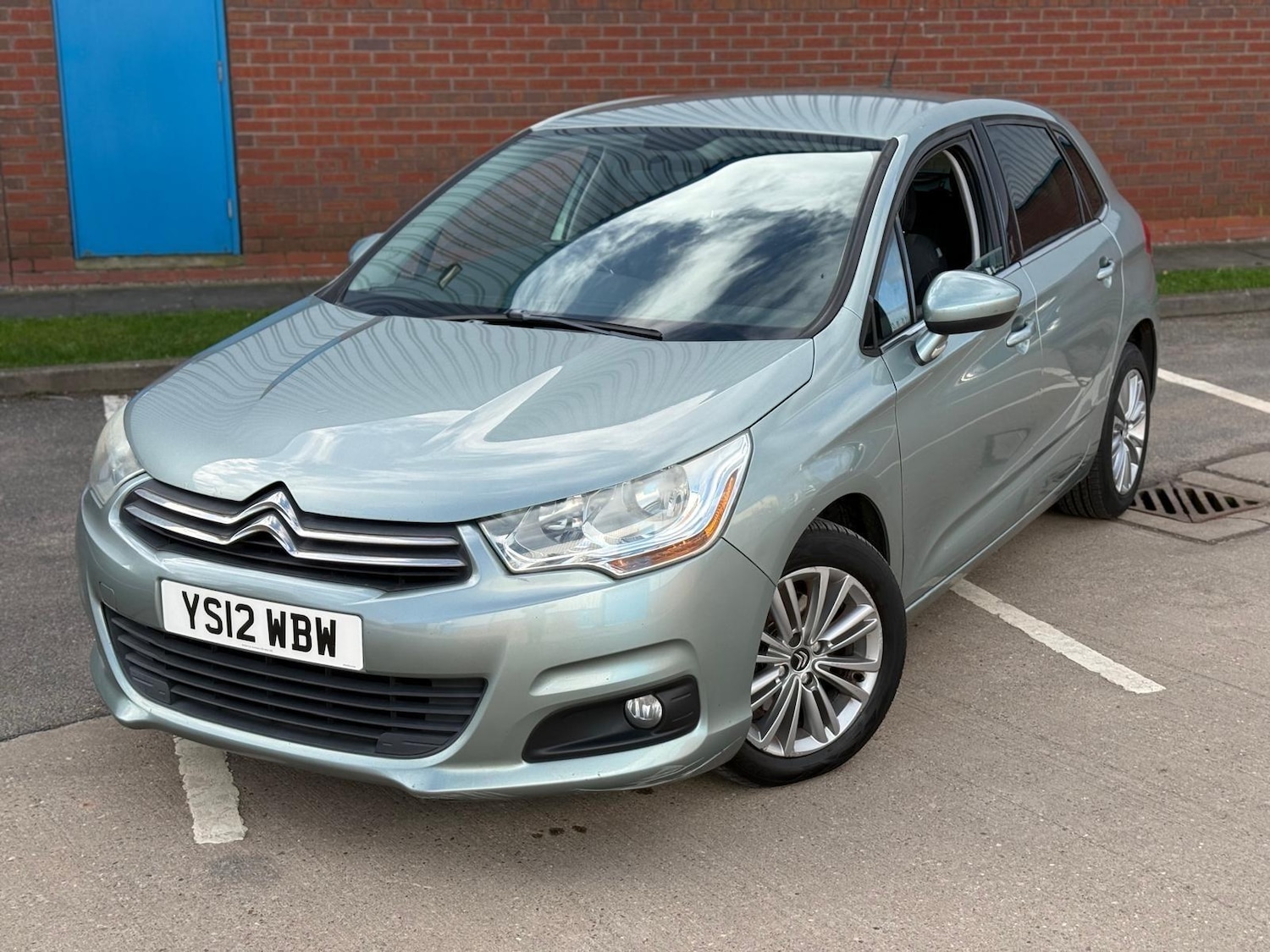 Used Citroen C4 2012 for sale - 77637395: Photo 10