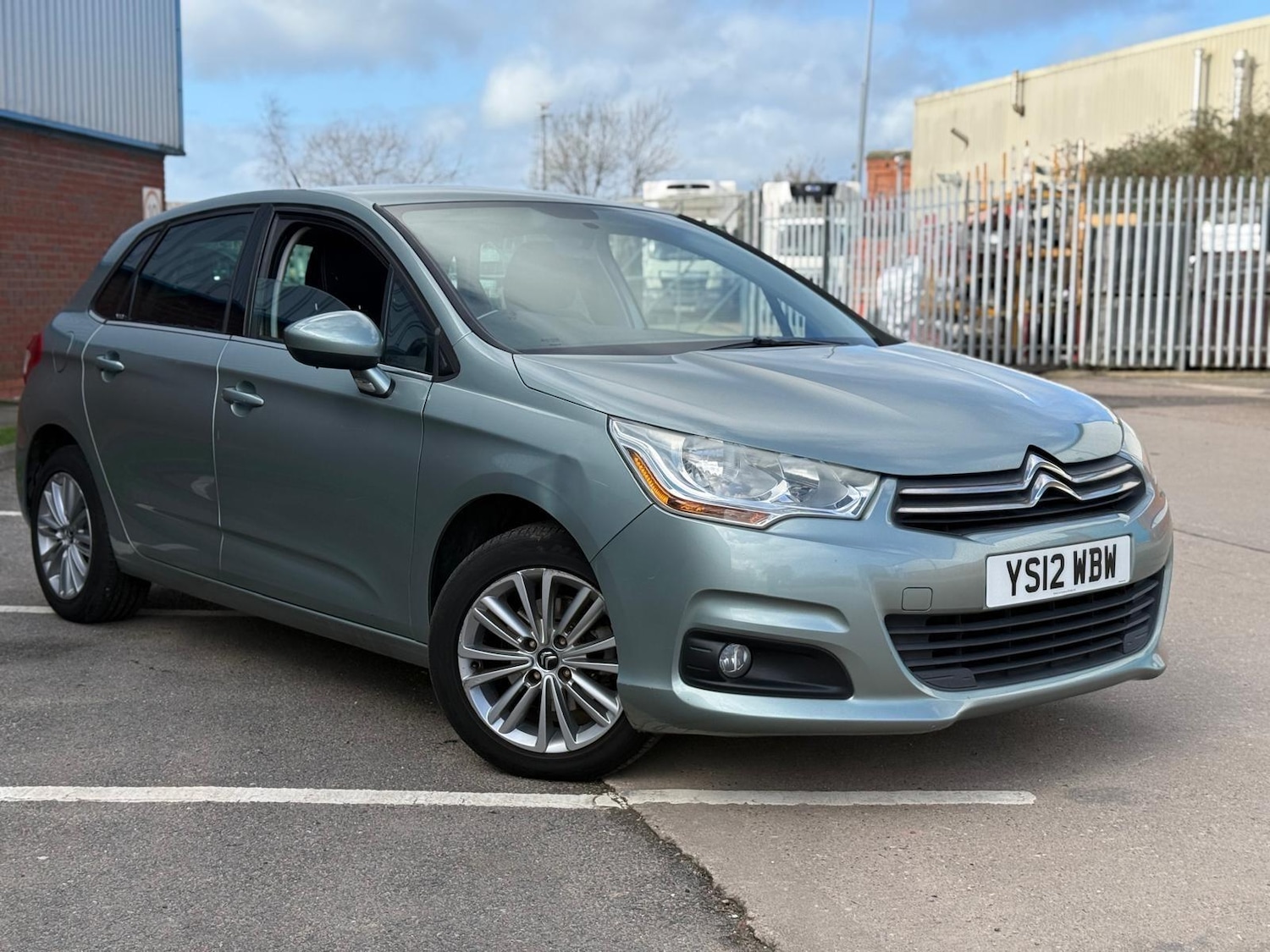 Used Citroen C4 2012 for sale - 77637395: Photo 13