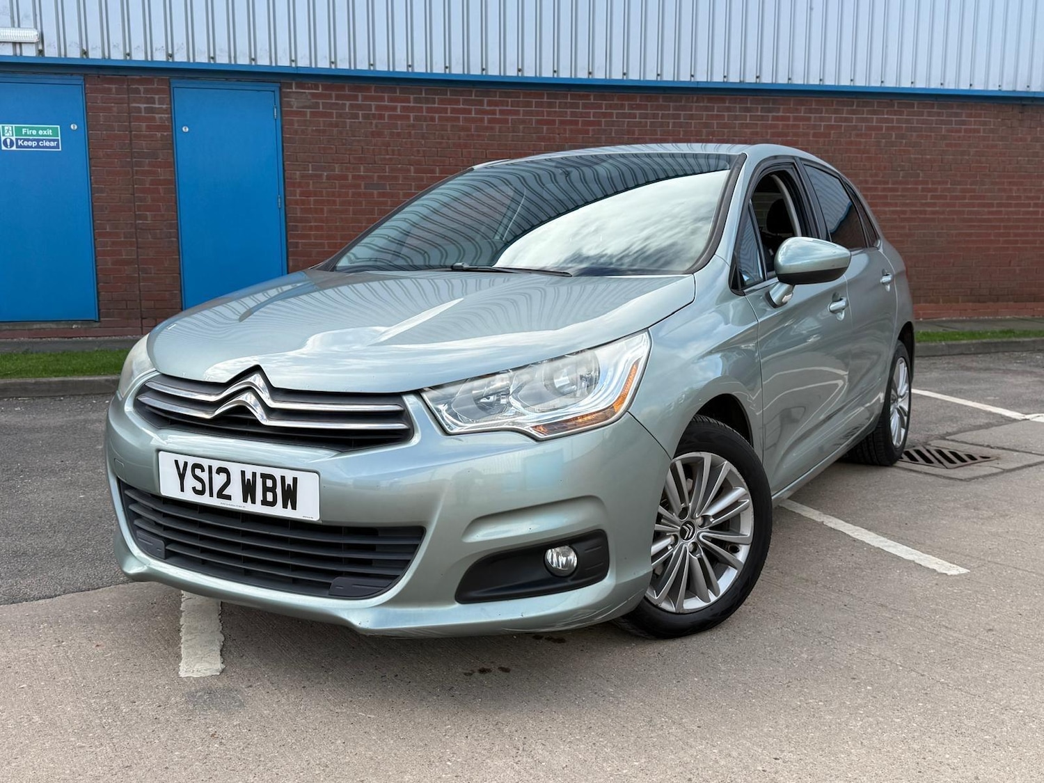 Used Citroen C4 2012 for sale - 77637395: Photo 6