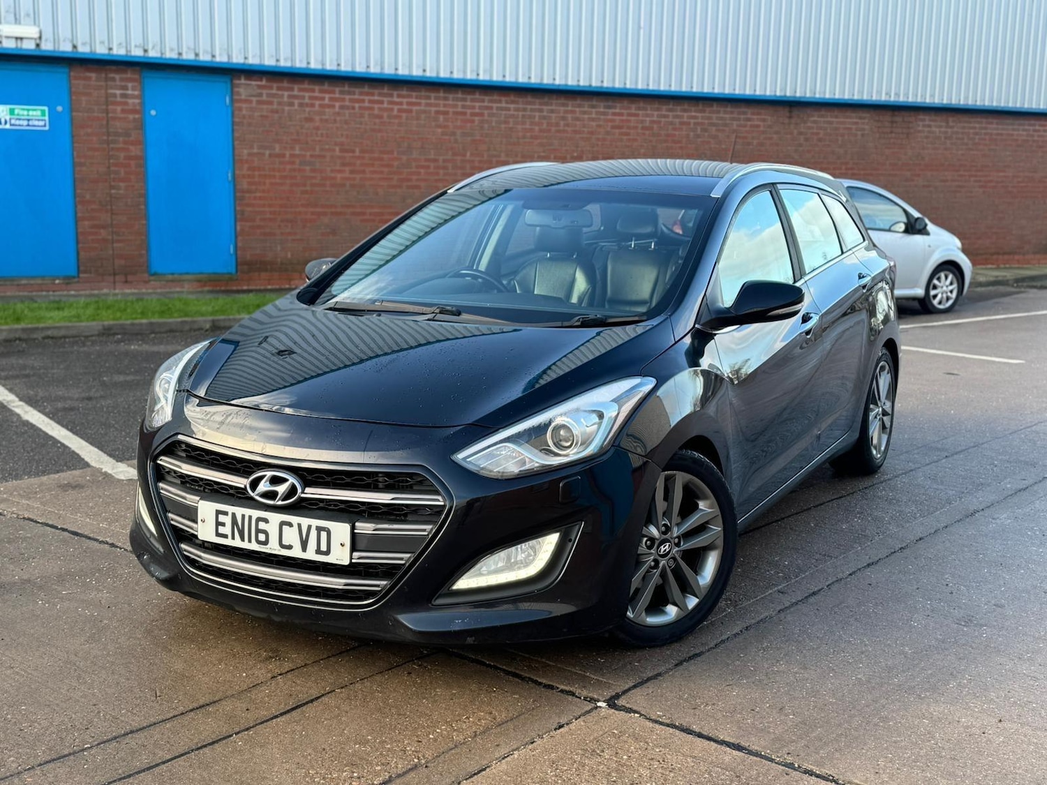 Used Hyundai i30 2016 for sale - 77351850: Photo 8