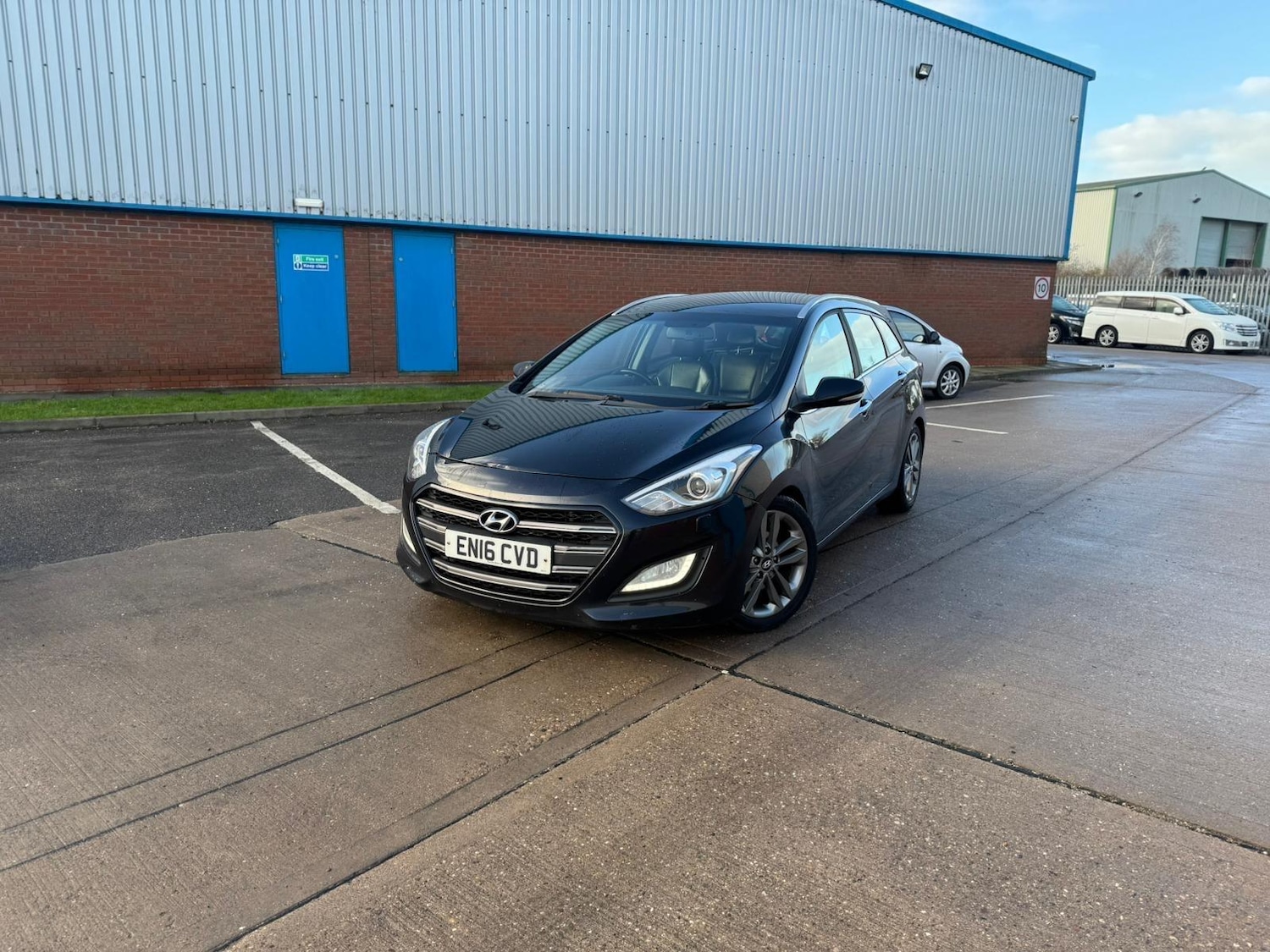 Used Hyundai i30 2016 for sale - 77351850: Photo 9