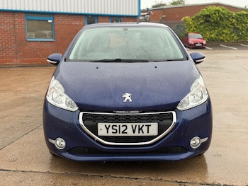 Used Peugeot 208 2012 for sale - 78796200: Photo
