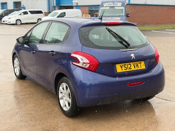 Used Peugeot 208 2012 for sale - 78796200: Photo