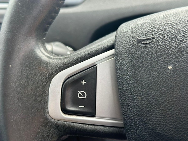 Used Renault Grand Scenic 2012 for sale - 76200372: Photo 20
