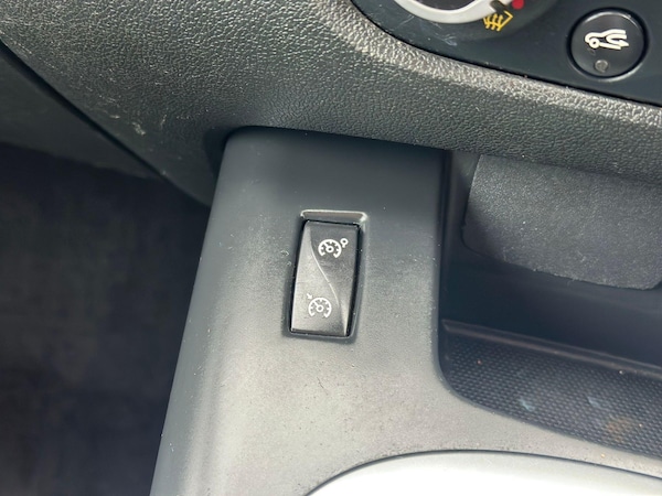 Used Renault Grand Scenic 2012 for sale - 76200372: Photo 23
