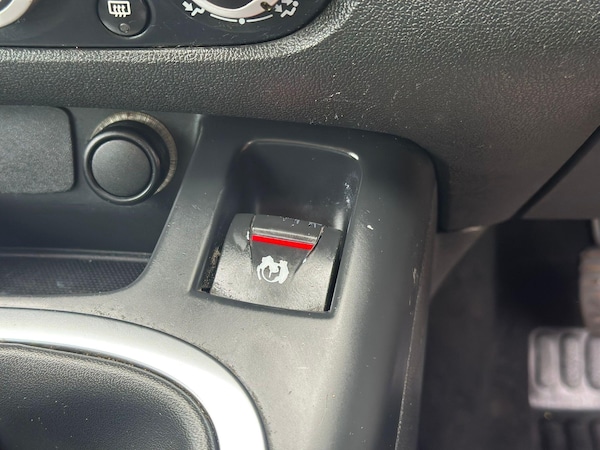 Used Renault Grand Scenic 2012 for sale - 76200372: Photo 24