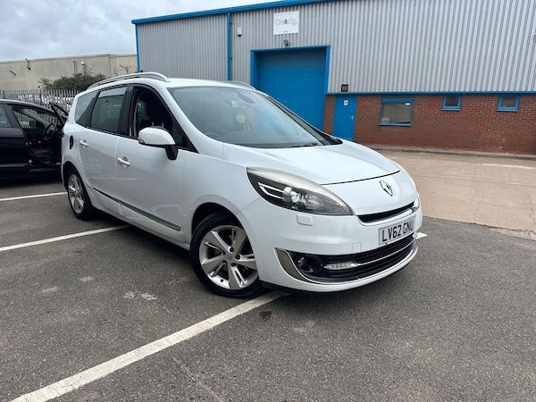 Used Renault Grand Scenic 2012 for sale - 76200372: Photo 5