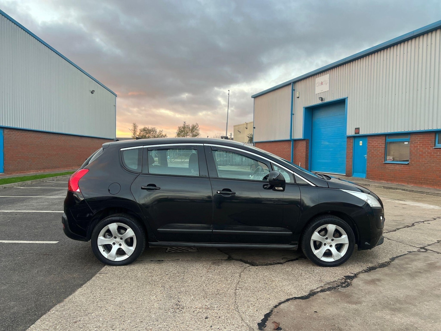 Used Peugeot 3008 2012 for sale - 76772124: Photo 4