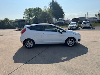 Used Ford Fiesta 2014 for sale - 78404935: Photo