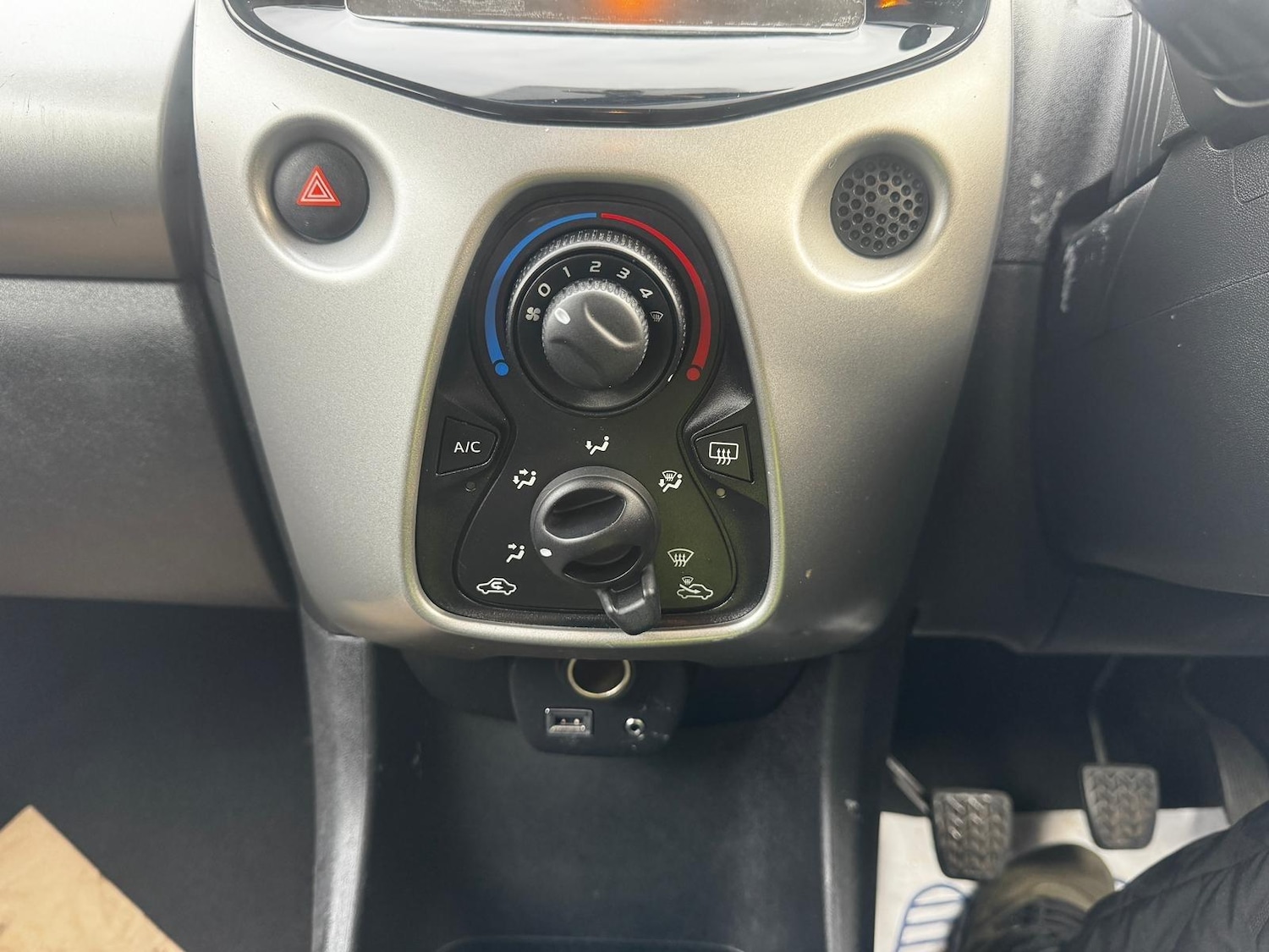 Used Peugeot 108 2017 for sale - 77633693: Photo 15