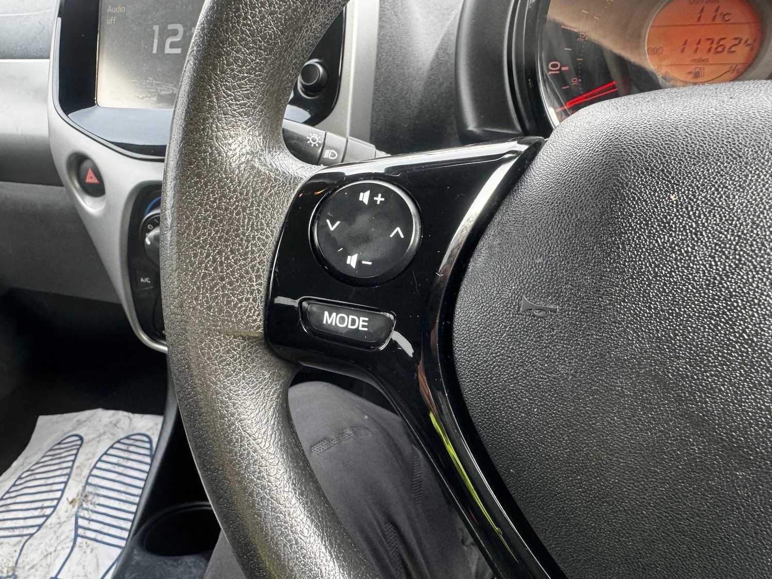 Used Peugeot 108 2017 for sale - 77633693: Photo 18