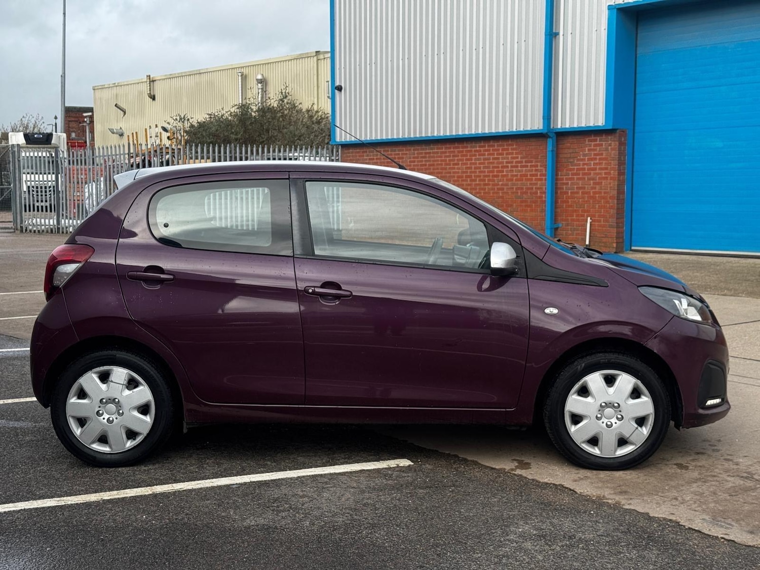 Used Peugeot 108 2017 for sale - 77633693: Photo 4